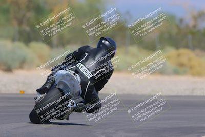 media/Sep-25-2023-Moto Forza (Mon) [[81ffa65e0a]]/B-C Group/Session 4 (Turn 2 Backside)/